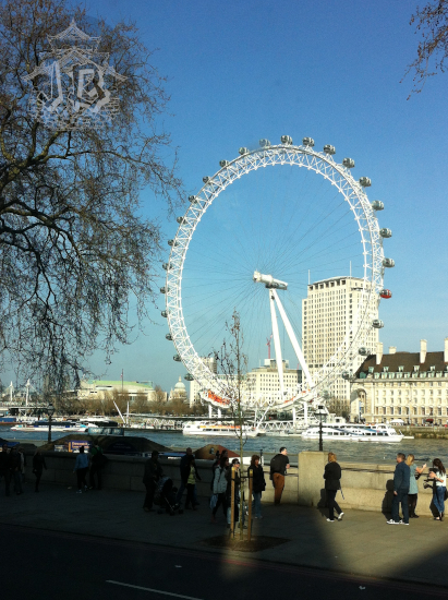 The London Eye, a giant ferris wheel